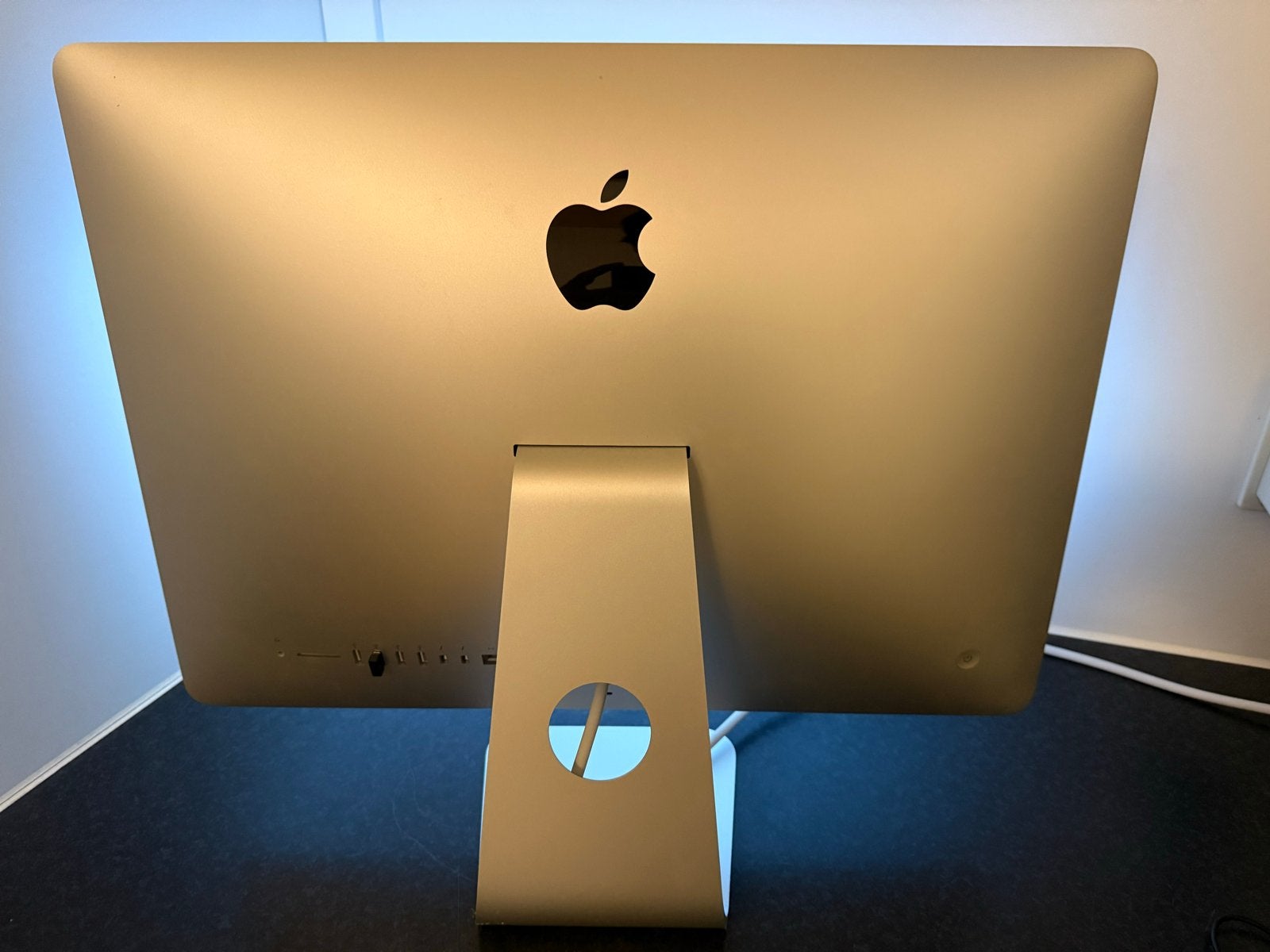 Apple iMac 21,5 inch (1,6 GHz Intel Core i5, 8GB RAM, 1TB HD, Ophalen, Zo goed als nieuw, 8 GB, HDD