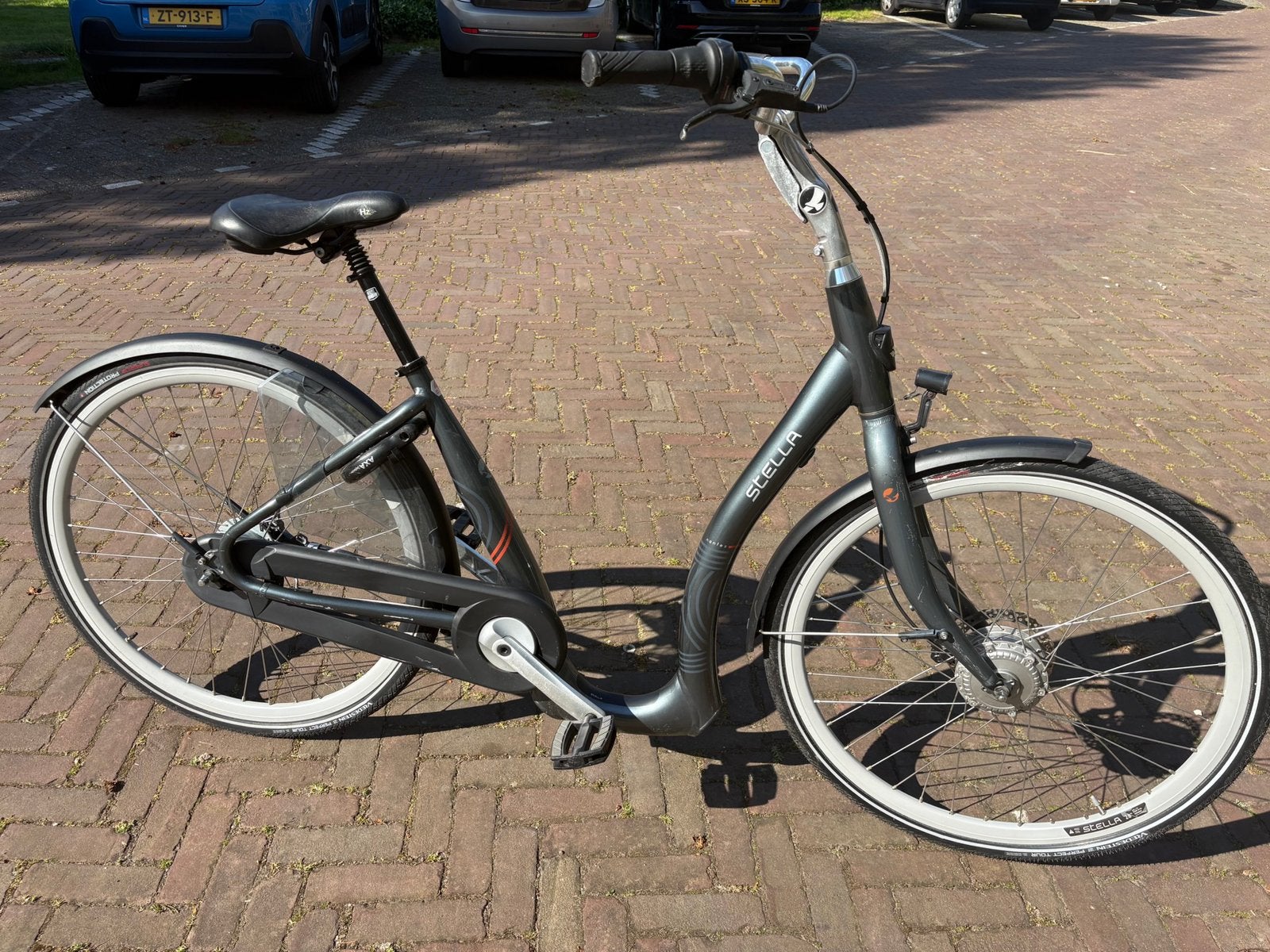 Mooie stella dames fiets 28 inch lage instap fiets, Gebruikt, Versnellingen, 0 zitjes, Ophalen