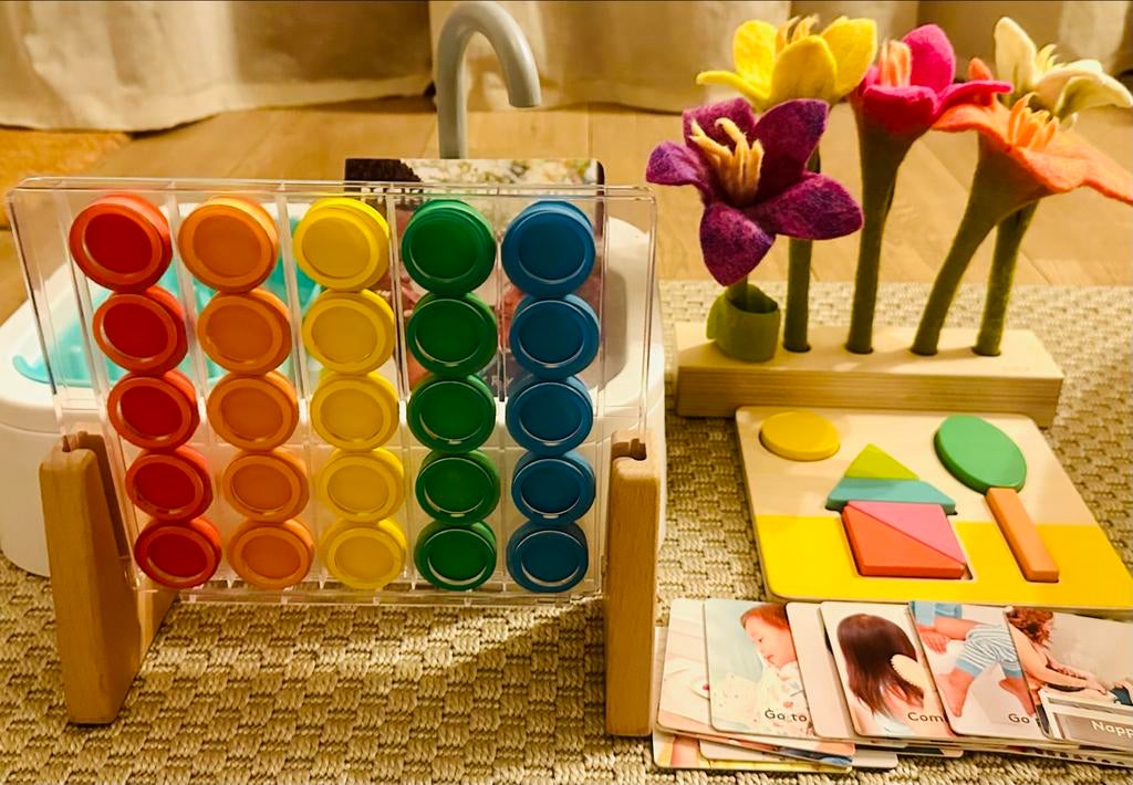 Lovevery The Helper play kit, Ophalen, Zo goed als nieuw, Jongen of Meisje