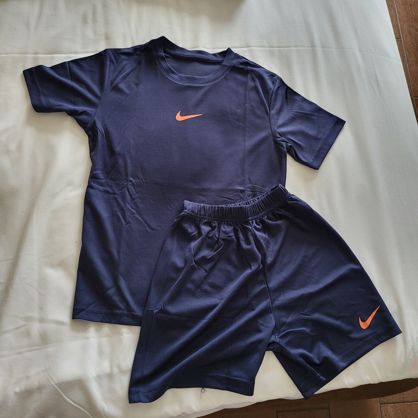 Nike sportsetje Nieuw, maat 140, Kinderen en Baby's, Verzenden, Jongen of Meisje, Zo goed als nieuw, Setje