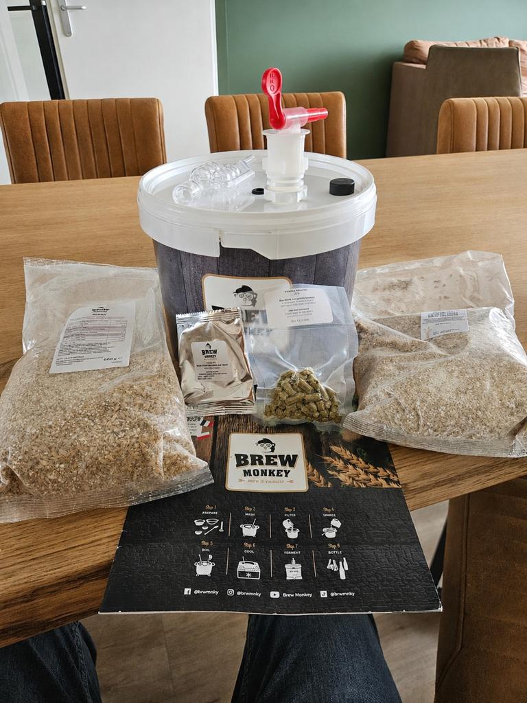 Bierbrouw pakket Blond Bier - Brew Monkey (datum verlopen), Hobby en Vrije tijd, Ophalen, Gebruikt