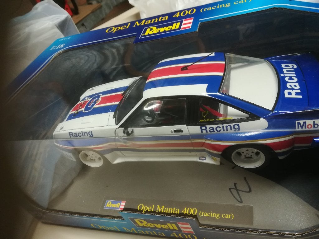 opel manta 400 rothmans 1:18 revell in doos, Ophalen of Verzenden, Zo goed als nieuw, Auto, Revell