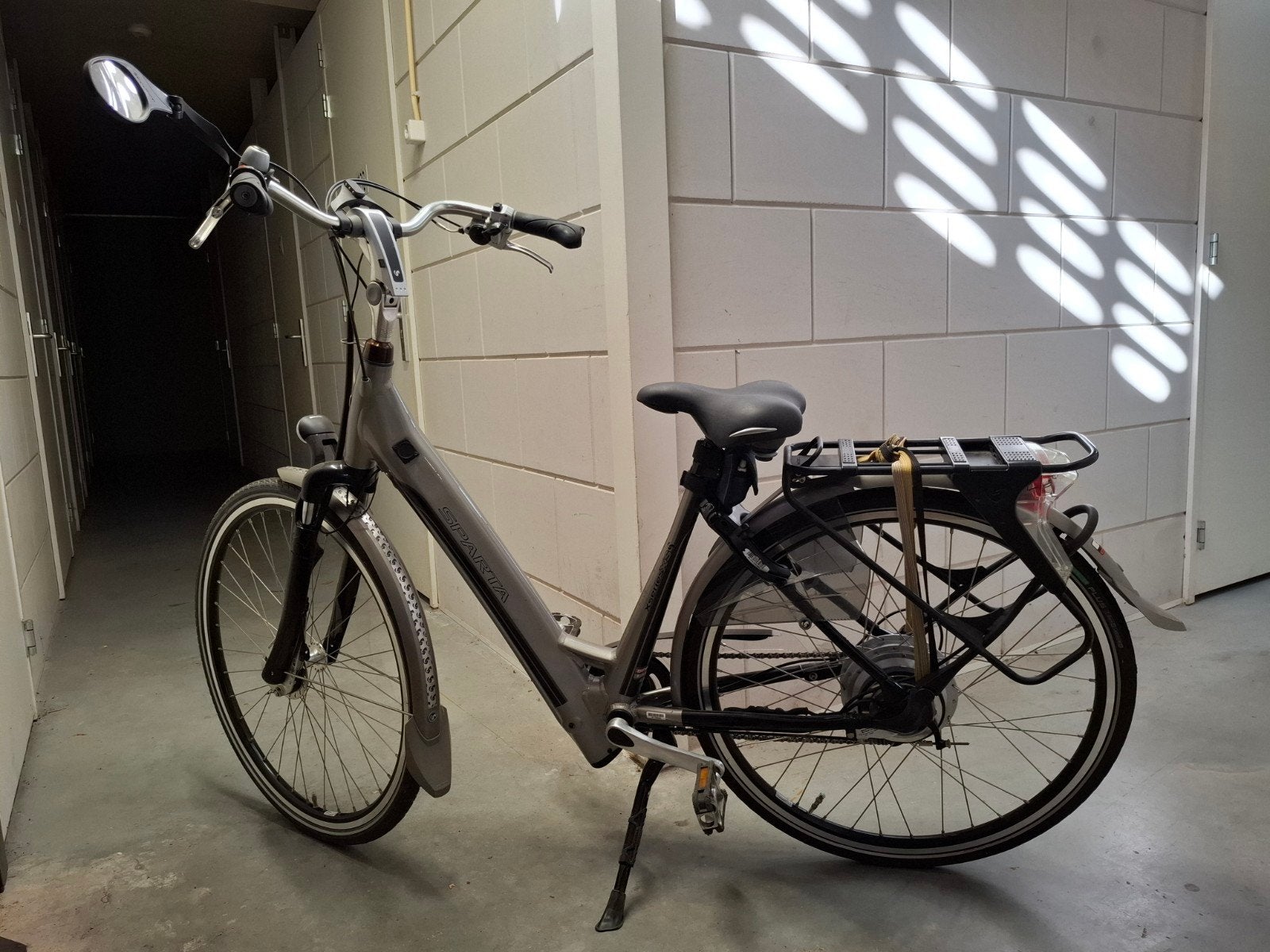 mooie elektriche  dames sparta fiets maat 47 t/m 50 cm, Ophalen, Sparta, 47 tot 50 cm, Versnellingen