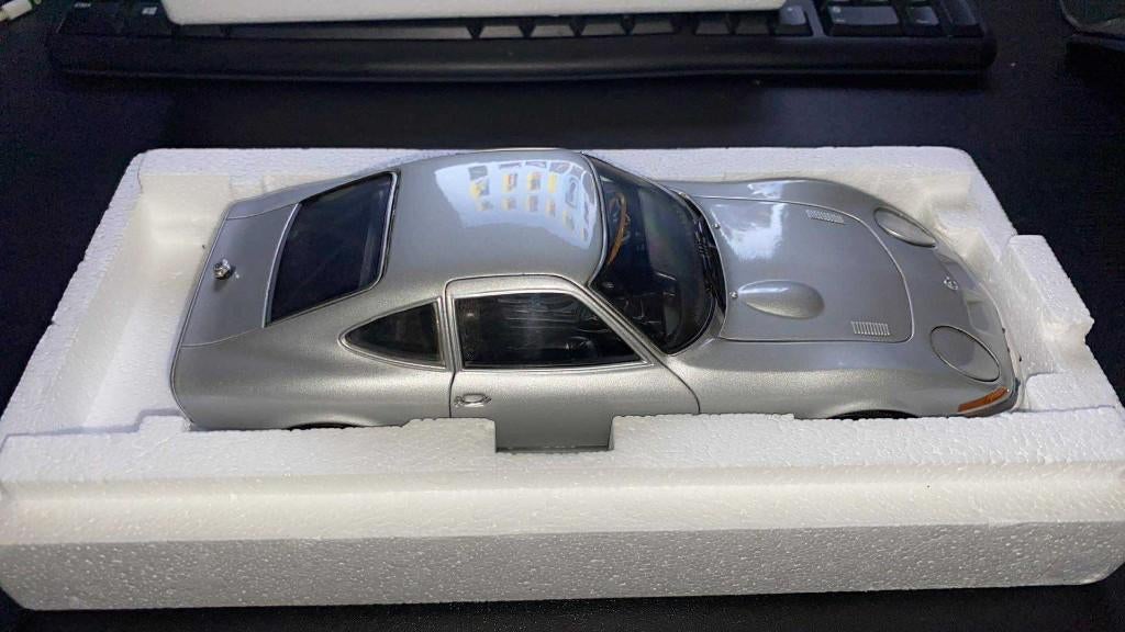 Minichamps OPEL gt 1968, Ophalen of Verzenden, Zo goed als nieuw, Auto, MiniChamps