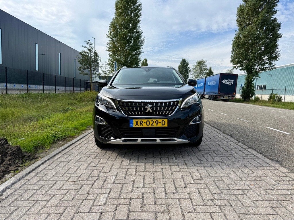 Peugeot 3008 1.2 Puretech 130pk S&S EAT AUTOMAAT 2019 Zwart, 1199 cc, Leder en Stof, Zwart, Sound system