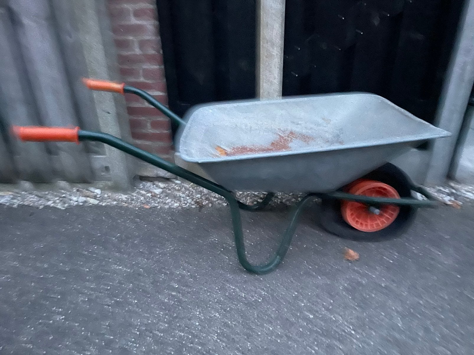 Kruiwagen (lekke band), Ophalen, Gebruikt, Handmatig, Eenwielig