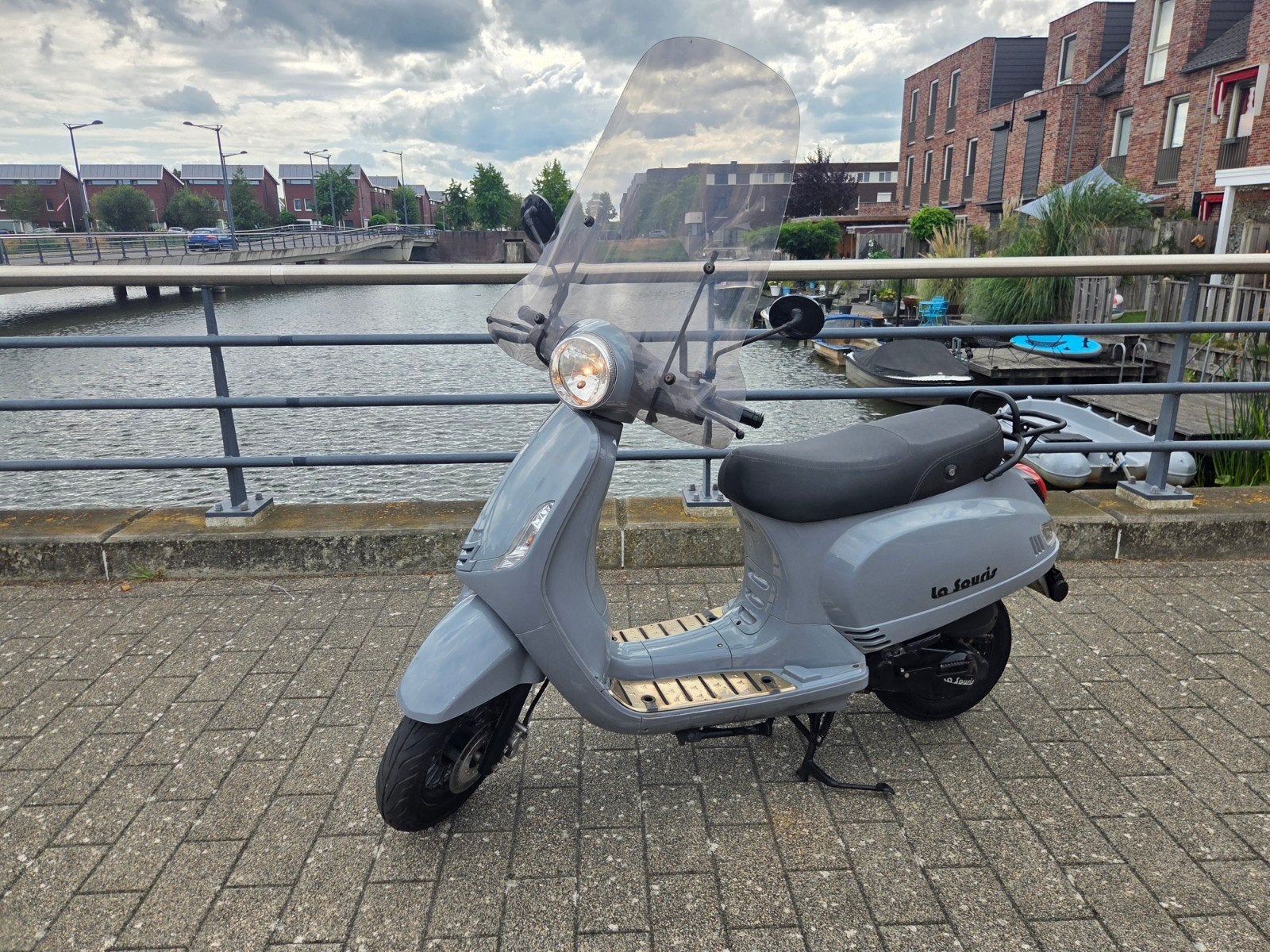la souris r sourini snorscooter nardo grey, Ophalen, Zo goed als nieuw, Benzine, Overige merken
