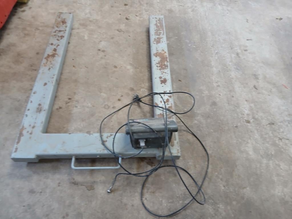 Robuuste Elektronische Vloerweegschaal - Gebruikt, Ophalen, Gebruikt, Vloerweegschaal, 200 kg of meer