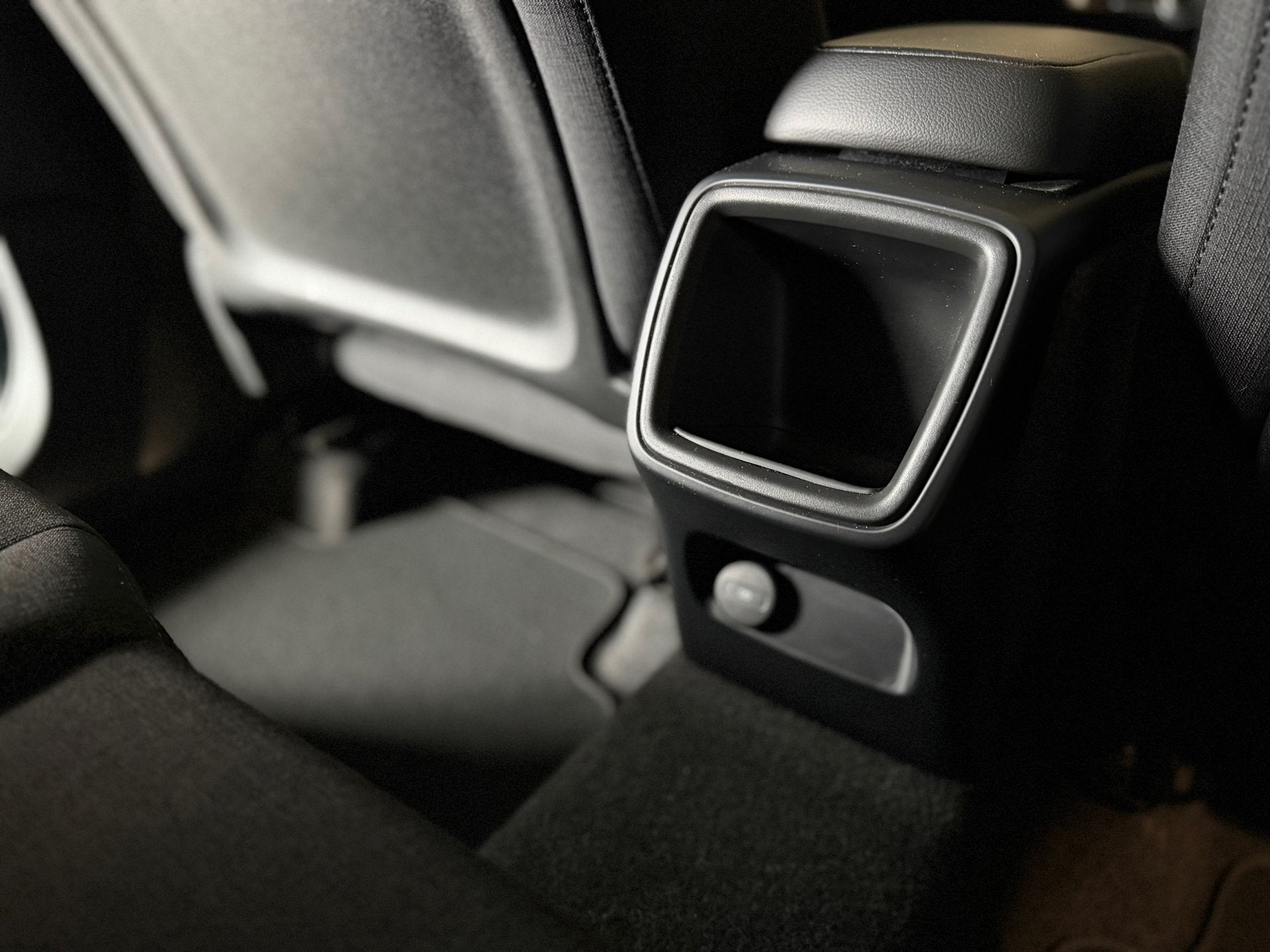 Foto 23 van Volvo XC40 1.5 T3 Business Pro - Automaat - LED - Dealer Ond