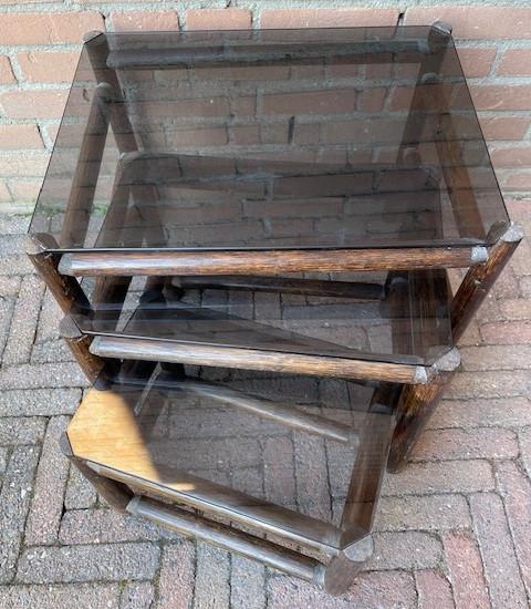Retro bijzet tafeltjes set van 3, Huis en Inrichting, Tafels | Bijzettafels, Ophalen, Minder dan 45 cm, Minder dan 55 cm, Gebruikt