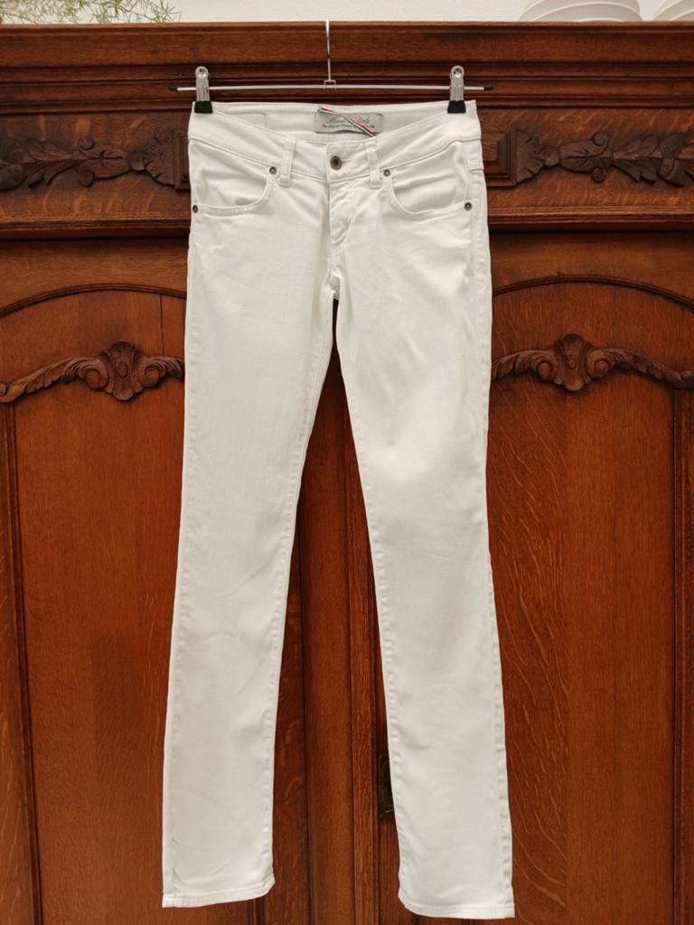 Met Witte jeans maat 26/32, Kleding | Dames, Spijkerbroeken en Jeans, Wit, Met, Ophalen of Verzenden, W27 (confectie 34) of kleiner