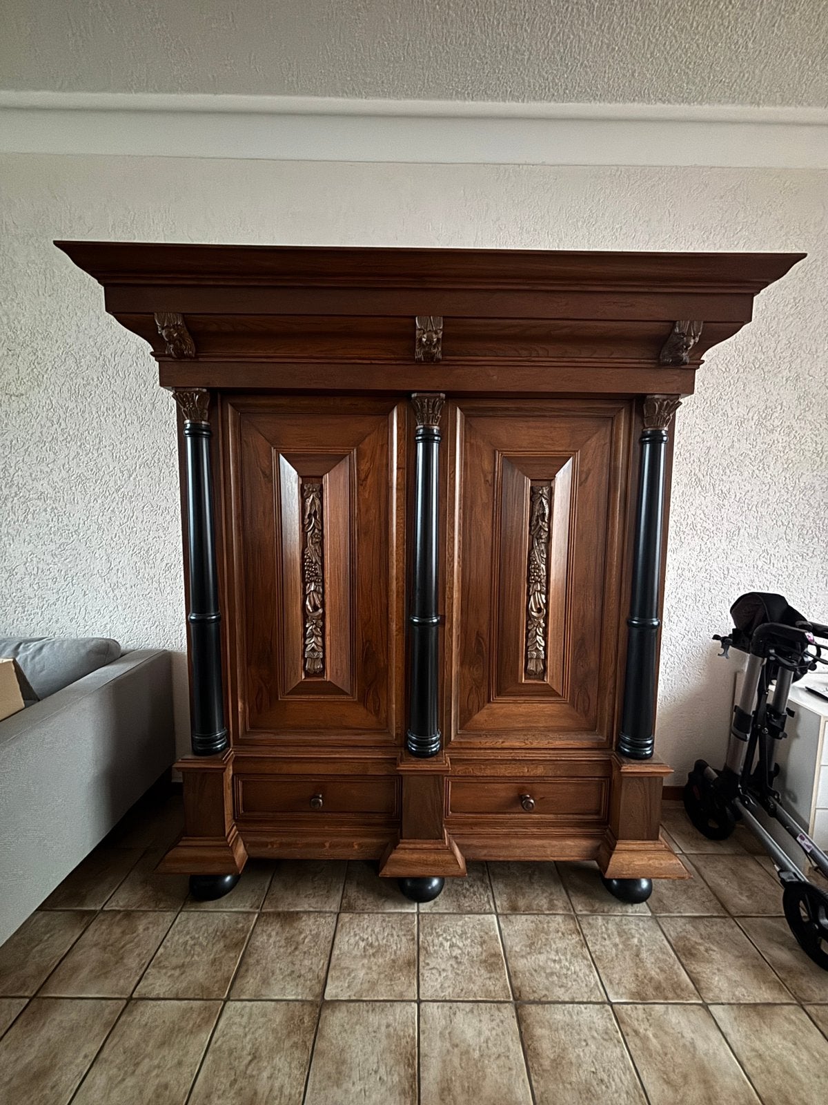 Originele Groenlose Antieke Eiken Kast - 185x178x66 IZGS, Ophalen