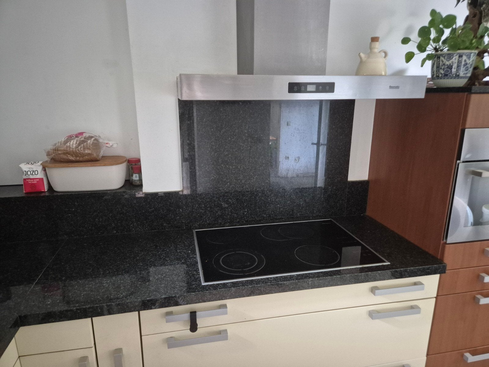 De keuken en het granieten werkblad los of samen te koop, Ophalen of Verzenden, Gebruikt, Graniet of Steen, Hoekkeuken