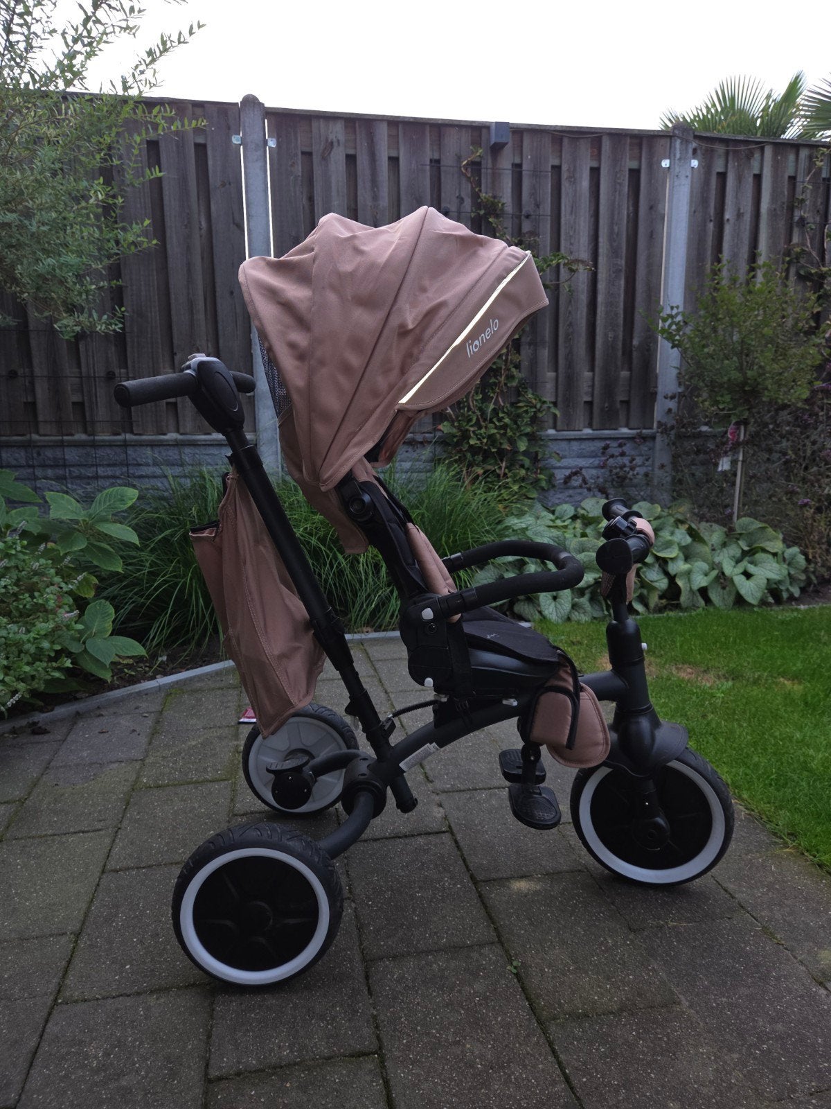 Lionelo Tris Plus Kinderbuggy - Zo goed als nieuw, Kinderen en Baby's, Ophalen, Zo goed als nieuw, Overige merken, Verstelbare rugleuning