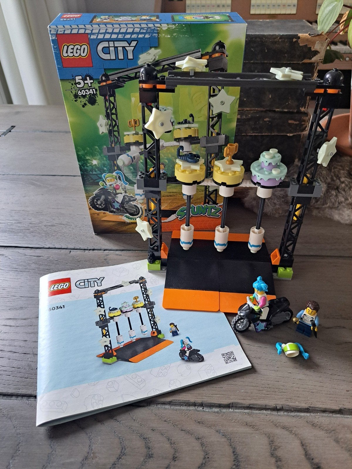 LEGO City Stuntz 60341 Stuntuitdaging met taarten, Ophalen of Verzenden, Zo goed als nieuw, Overige merken