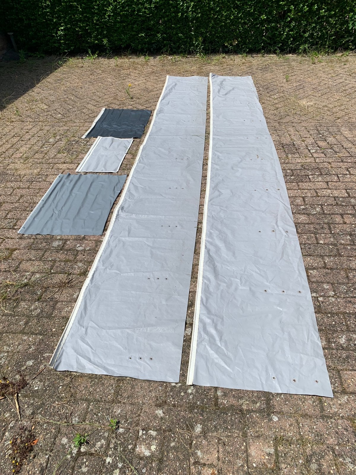 Twee caravan tochtstroken 4.72 m. en wielflappen., Ophalen of Verzenden, Zo goed als nieuw