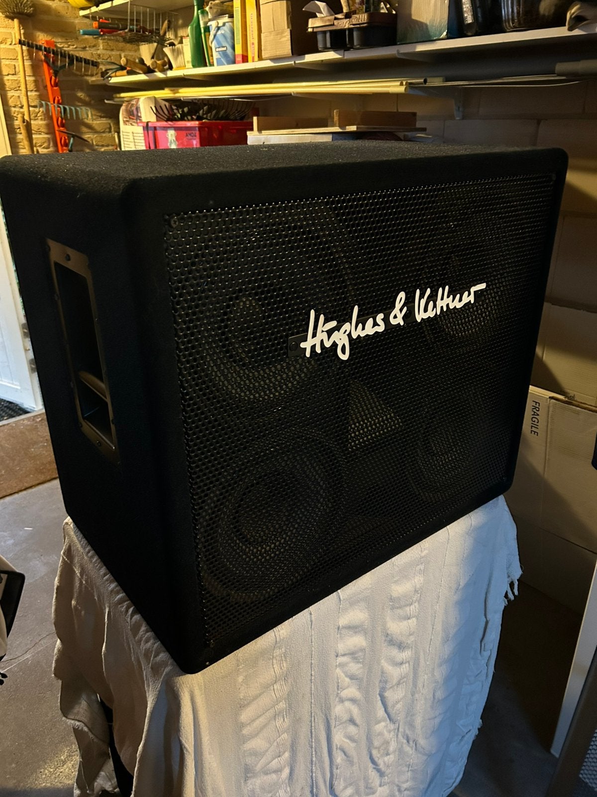 Hughes & Kettner baskasten, Ophalen, Zo goed als nieuw, Basgitaar, 100 watt of meer