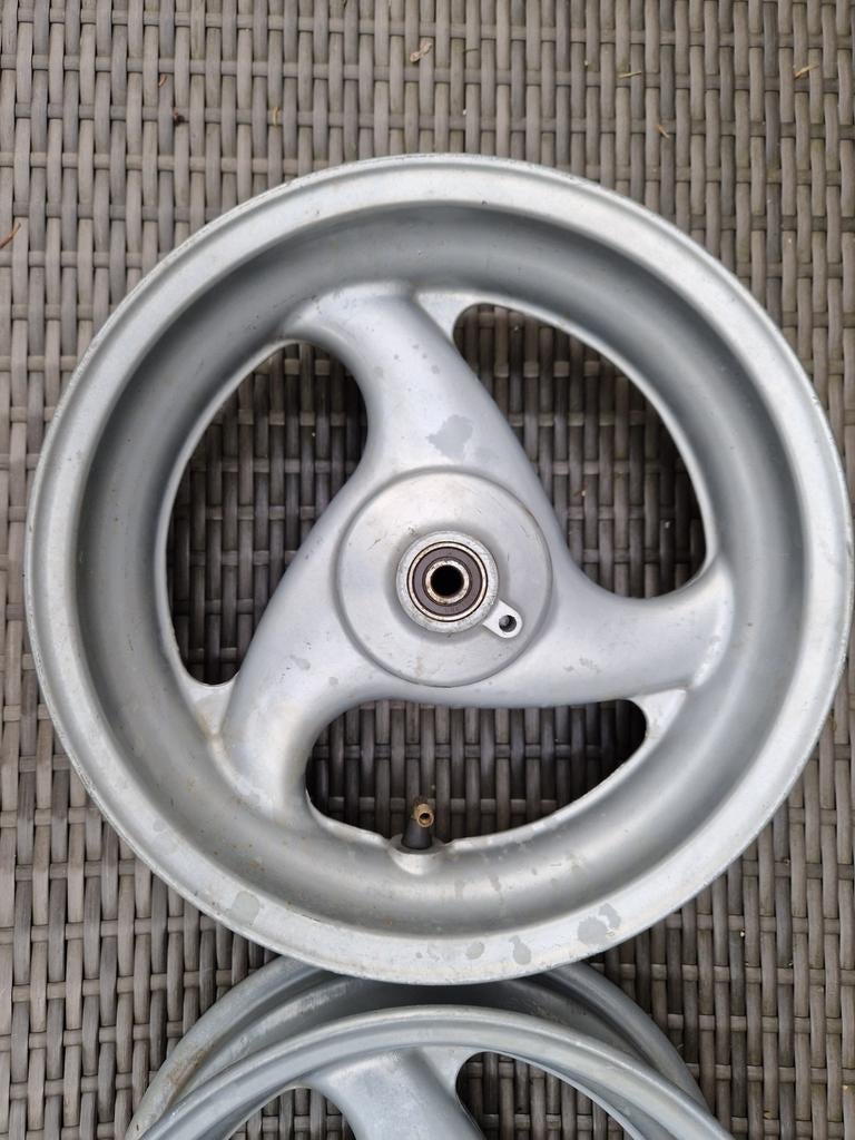 Malaguti Phantom F12 voorwiel zilver, Fietsen en Brommers, Ophalen, Gebruikt, Overige typen