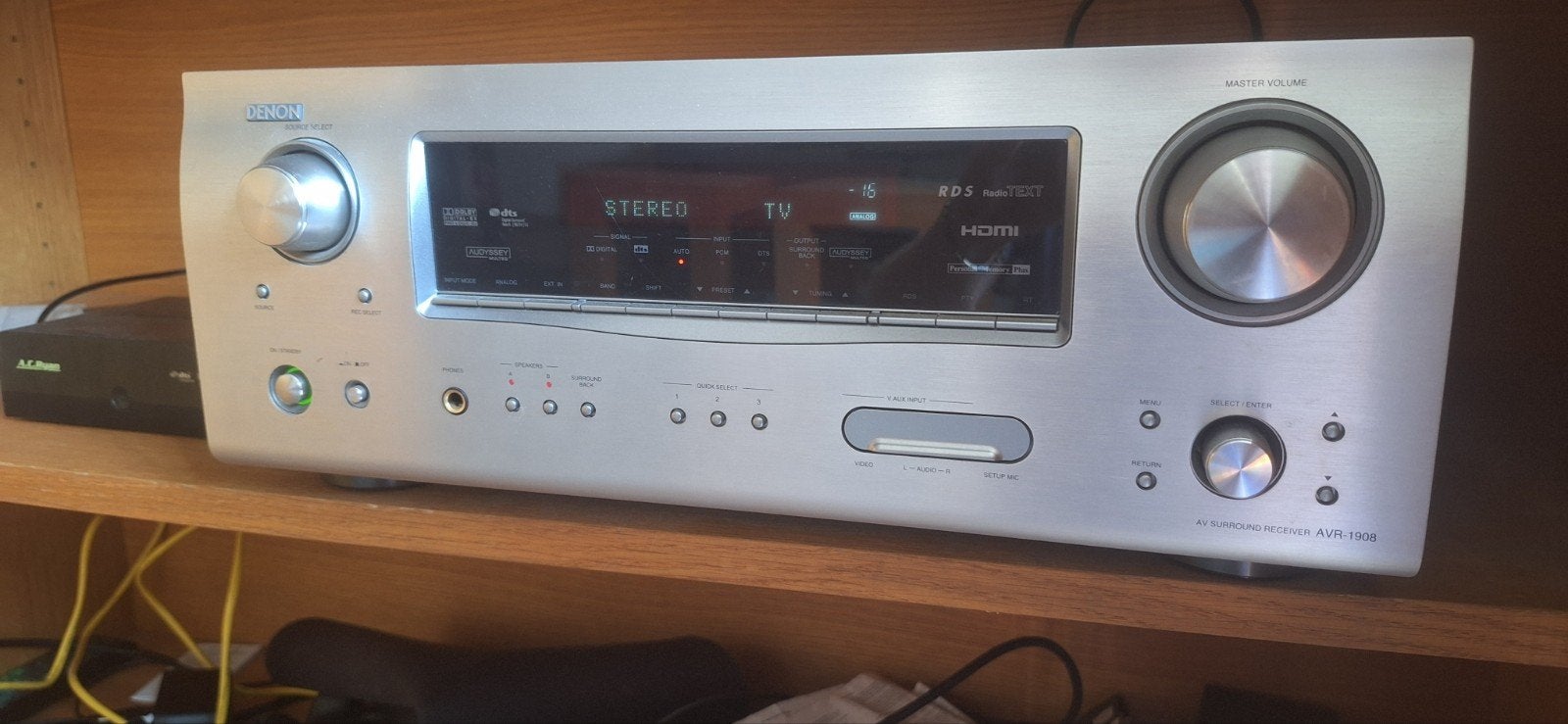 Denon AVR-1908 Receiver-Goed onderhou, Ophalen of Verzenden