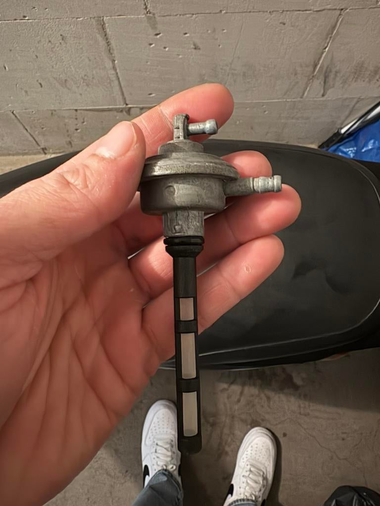 Nieuwe Benzinekraan Piaggio/Vespa, Ophalen of Verzenden, Nieuw, Overige typen, Piaggio
