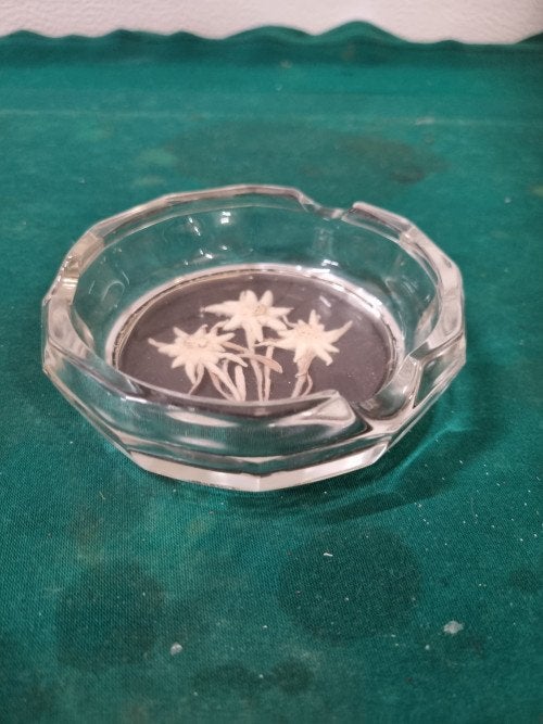 asbak van glas met ingelegde bloemen vipiteno, Ophalen of Verzenden, 'T Olde Gre-j, Info@toldegrej.nl, Endepoelstraat 20f Didam