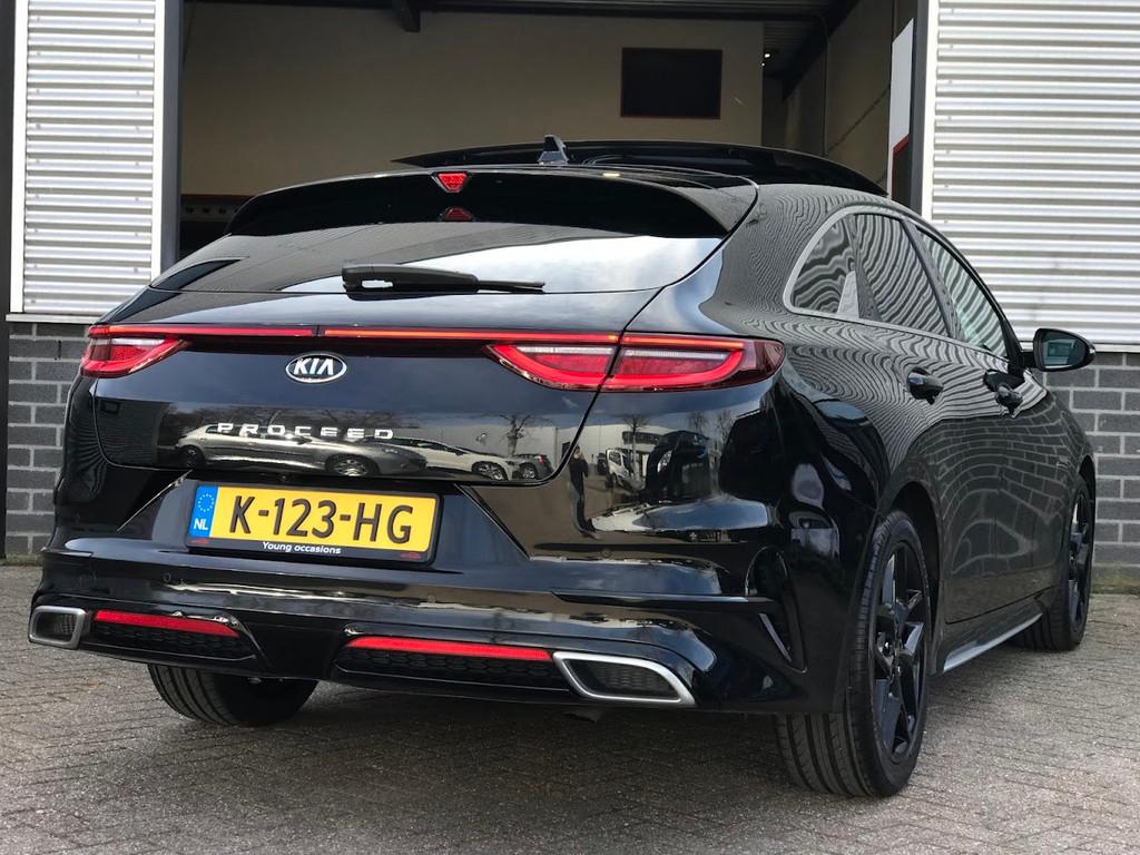 Kia ProCeed 1.0 T-GDI GT-Line|Pano|Carplay|DAB+|Camera, Gebruikt, Euro 6, Zwart, Handgeschakeld