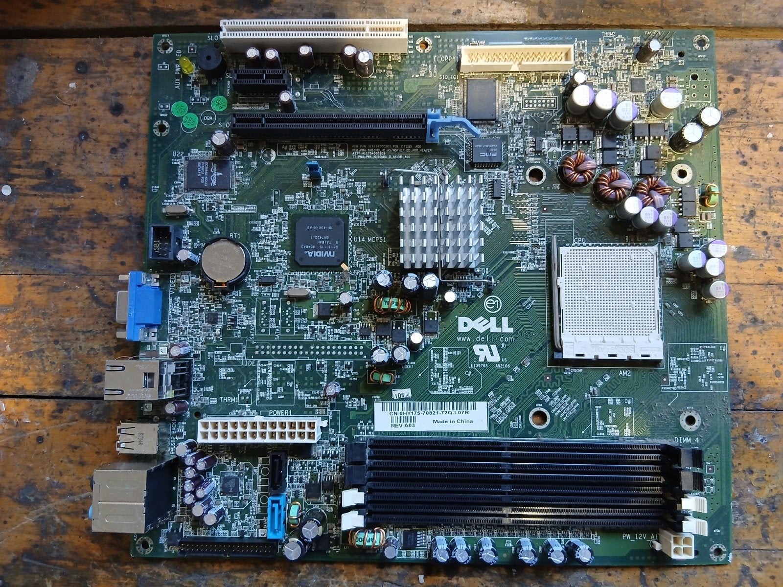 Dell Moederbord - Socket AM2 - DDR2 Geheugen, Computers en Software, Moederborden, Gebruikt, Dell, Overige typen, Info@dell.com