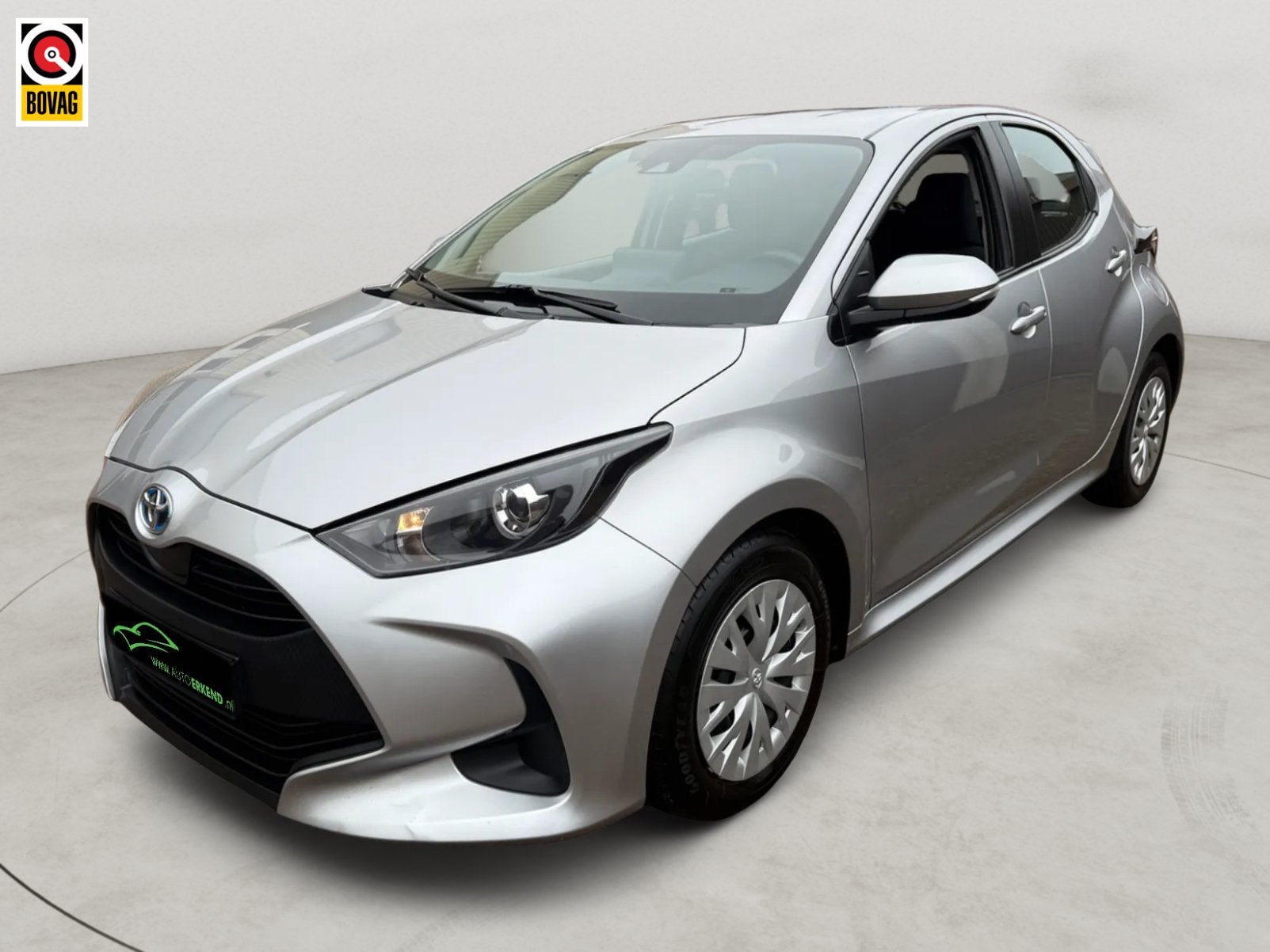 Toyota Yaris 1.5 Hybrid 115 Active (bj 2022, automaat), Auto's, 450 kg, Gebruikt, Euro 6, Met garantie (alle)