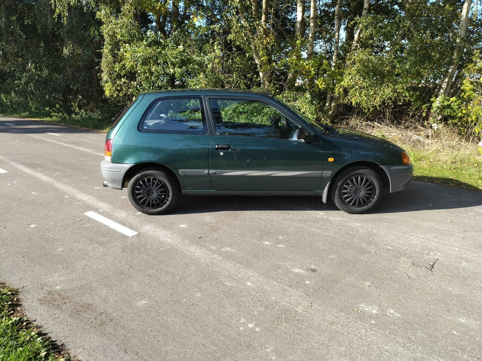 Toyota Starlet 1.3 16V 1996 Groen, 4 cilinders, Starlet, 400 kg, Origineel Nederlands