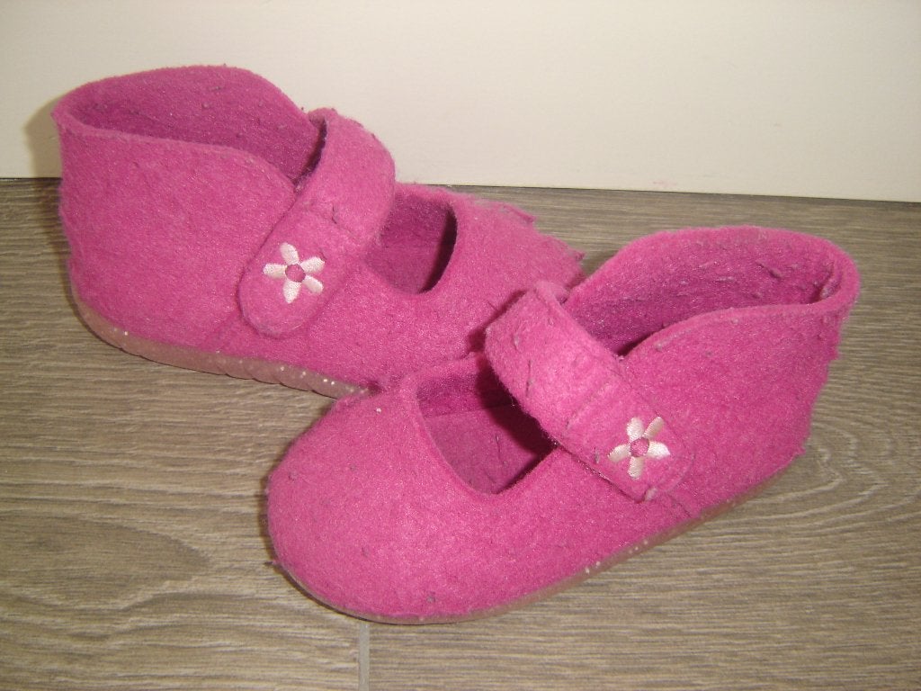 sloffen impidimpi 24, Kinderen en Baby's, Slofjes, Gebruikt, Ophalen of Verzenden, Meisje