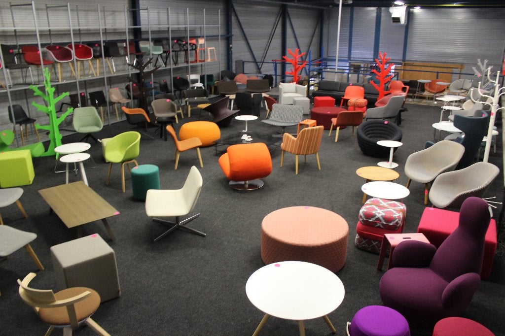Groot assortiment gebruikt designmeubilair Raalte (Salland), Huis en Inrichting, Minder dan 50 cm, Gebruikt, Stof, .