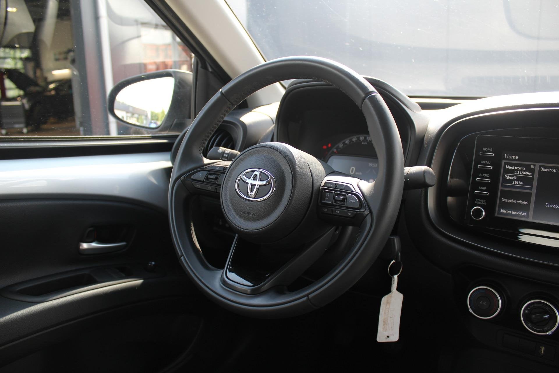 Toyota Aygo X 1.0 VVT-i MT Play | Incl. 12 maanden garantie, Stof, Gebruikt, Euro 6, 920 kg
