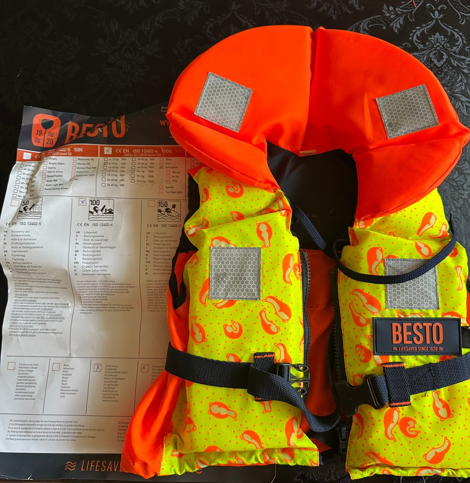 Besto baby en peuter reddingsvest 5-15 kg, Watersport en Boten, Ophalen, Zo goed als nieuw, Kind, Reddingsvest of Zwemvest