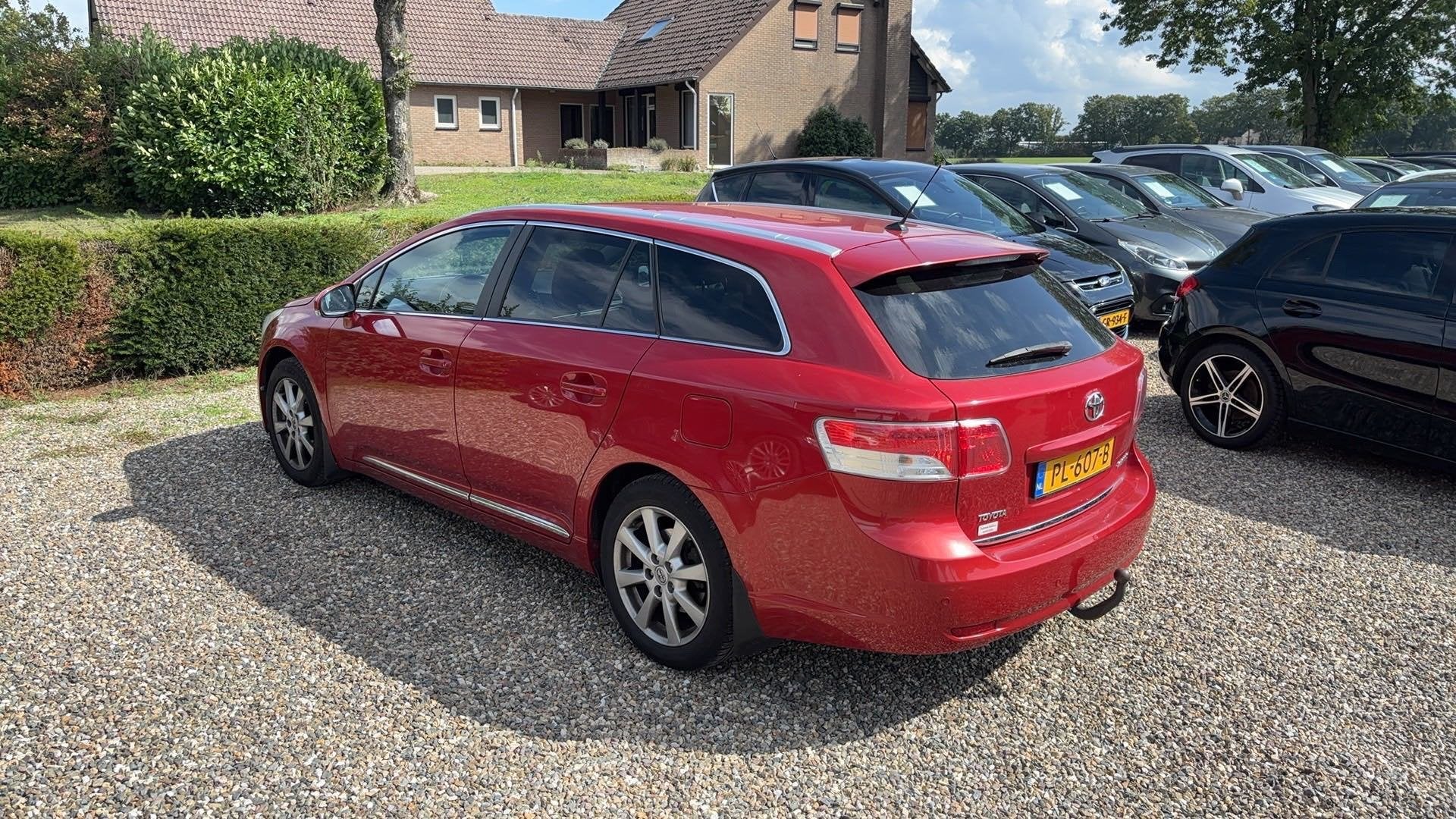 Toyota Avensis Wagon 1.8 VVTi Automaat 2e eig. Clima PDC Tre, 4 cilinders, Grijs, Automatische klimaatregeling, 1600 kg