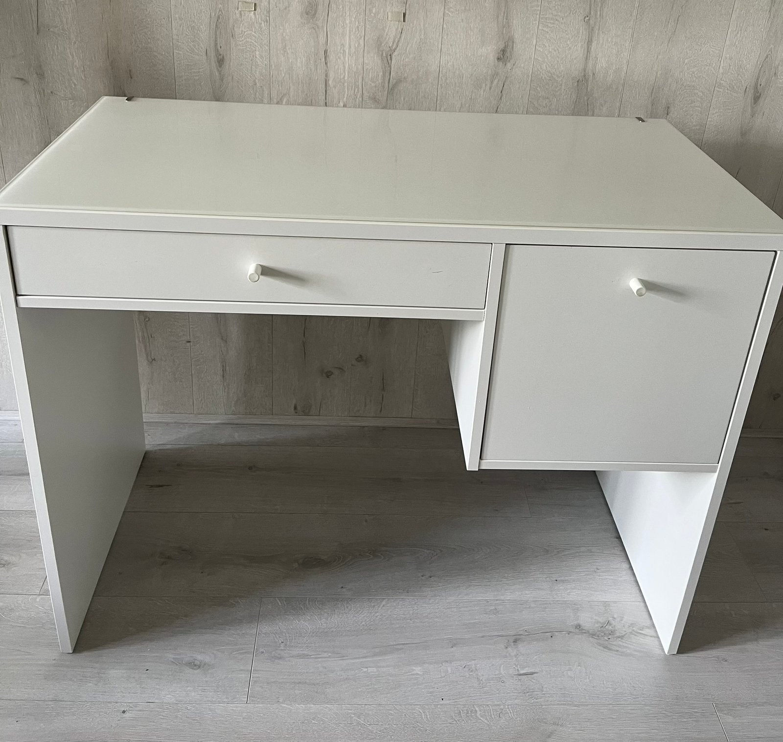 Witte Ikea toilettafel Maat 100x48, Huis en Inrichting, Tafels | Kaptafels, Ophalen, Gebruikt, 50 tot 100 cm, Minder dan 100 cm