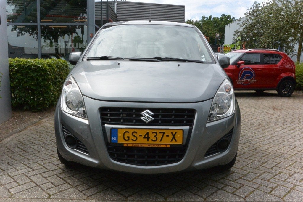 Suzuki SPLASH 1.0 Comfort 5-deurs Airco/All season banden, Auto's, Suzuki, Euro 5, Gebruikt, 31 €/maand, Met garantie (alle)