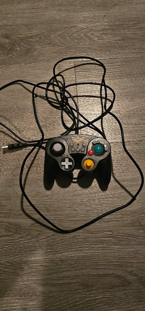 Hori Gamecube Controller - Zelda, Ophalen of Verzenden, Zo goed als nieuw, Gamecube, Overige controllers