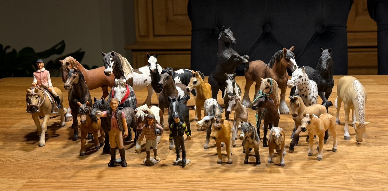 Grote Schleich paarden verzameling | 27 paarden + 4 mensen, Ophalen of Verzenden, Zo goed als nieuw, Paard, Beeldje of Figuurtje