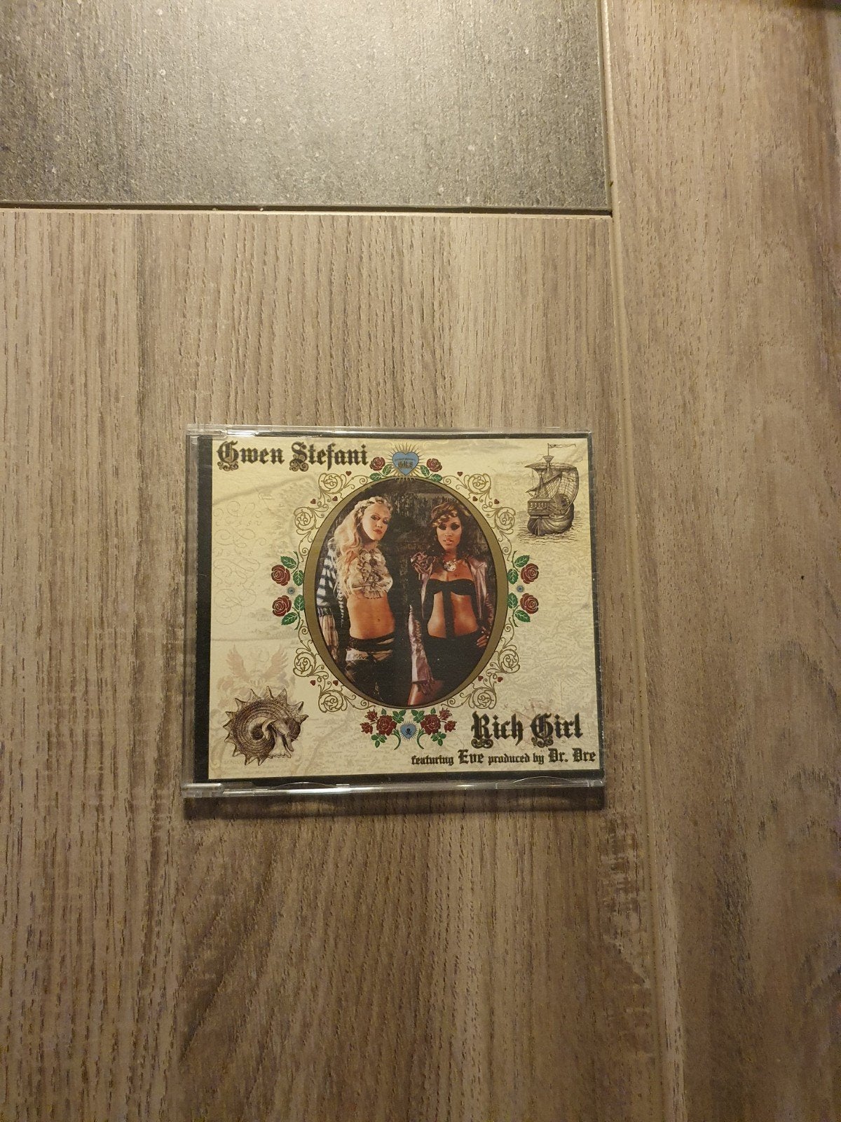 Cd single gwen stefani rich girl, Ophalen of Verzenden, Zo goed als nieuw, Pop