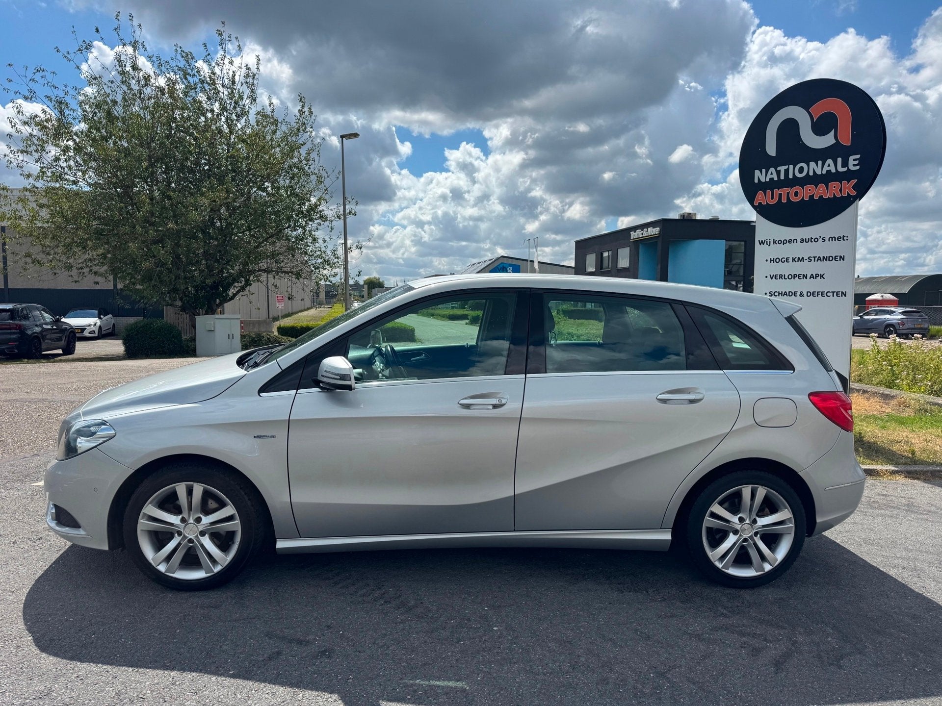 Mercedes-Benz B-klasse | 2012 | 180 Ambition | Export en Han, Voorwielaandrijving, Euro 5, Gebruikt, 1295 kg