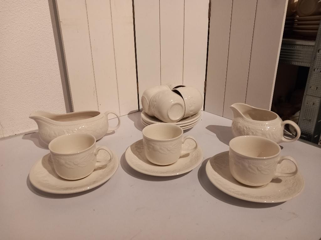Barrets Engels servies., Huis en Inrichting, Keuken | Servies, Gebruikt, Ophalen of Verzenden, Overige stijlen, Porselein