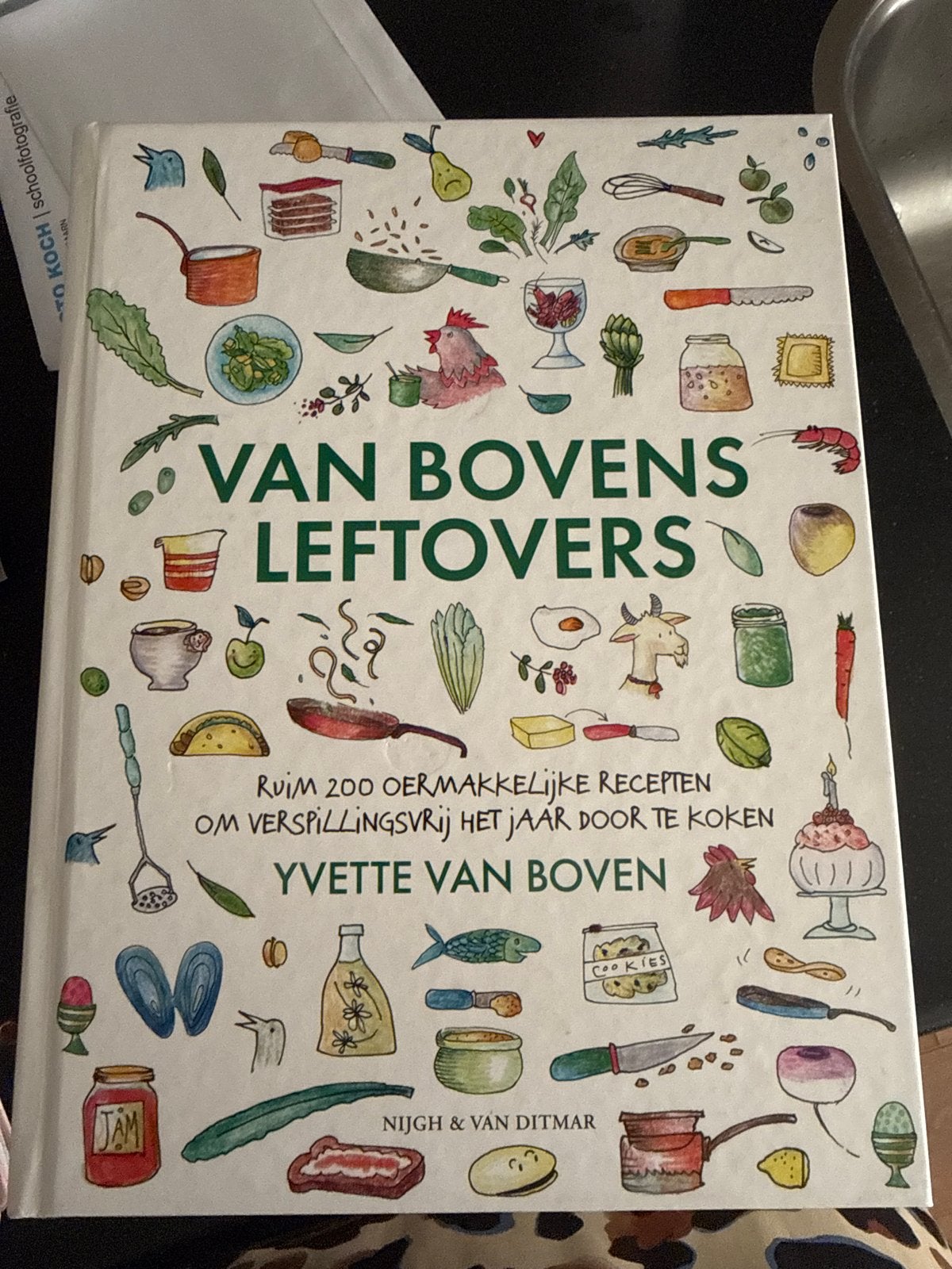 Van Bovens Leftovers - Yvette van Boven kookboek, Boeken, Kookboeken, Ophalen of Verzenden, Gelezen