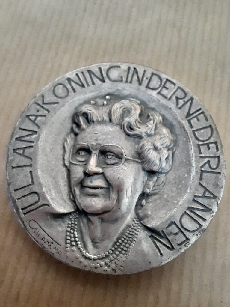 Zeldzame zilveren penning Juliana 30 jaar koningin  (1978), Ophalen of Verzenden, Zilver, Nederland