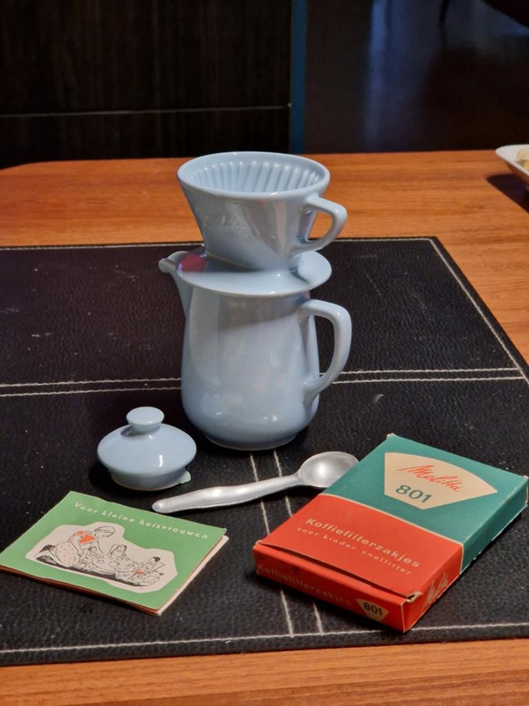 Vintage Melitta Filter +Kan Aardewerk Blauw (Voor Kinderen), Ophalen of Verzenden