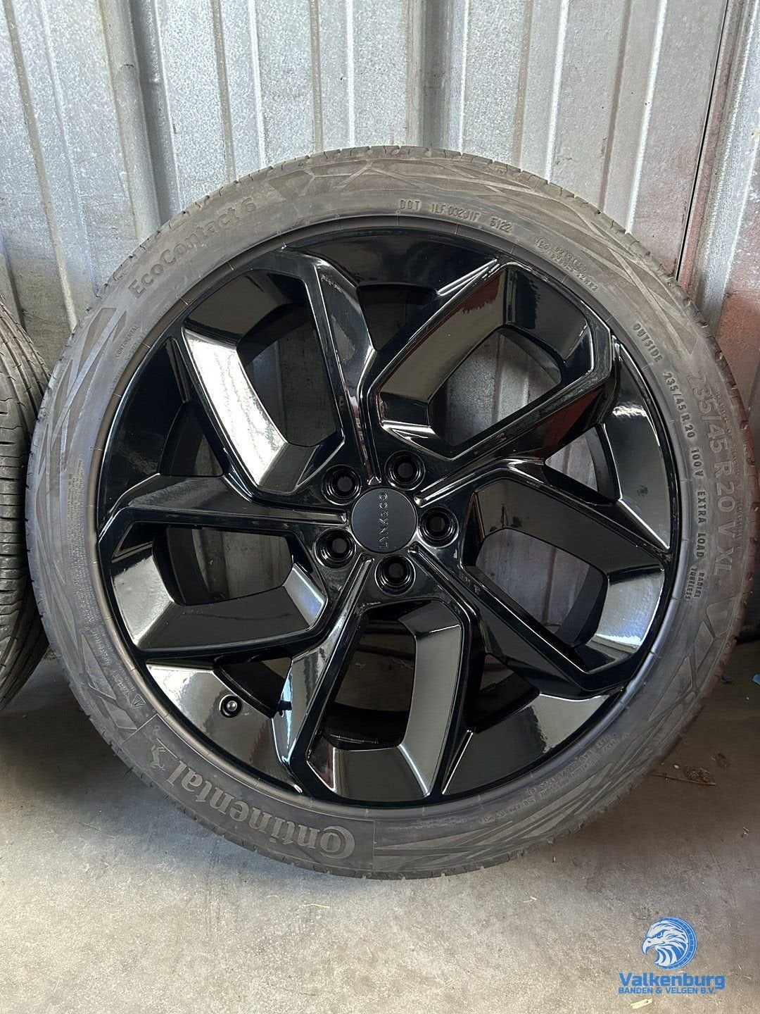 6-7mm! Originele Lynk & Co 20 inch zwarte velgen 5x108 zomer, Auto-onderdelen, Gebruikt, -, -, Banden en Velgen