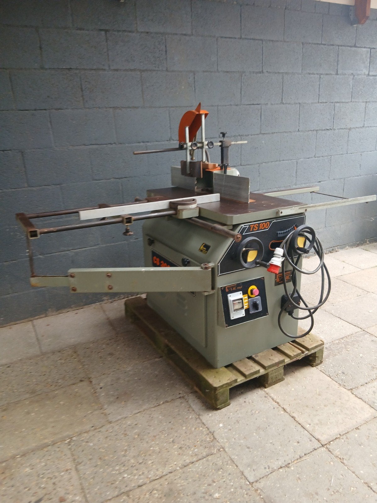 Zaag frees machine, Ophalen of Verzenden, Gebruikt