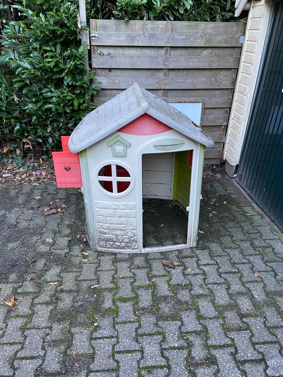 Gratis. Smoby speelhuisje voor kinderen, Ophalen, Gebruikt, Kunststof