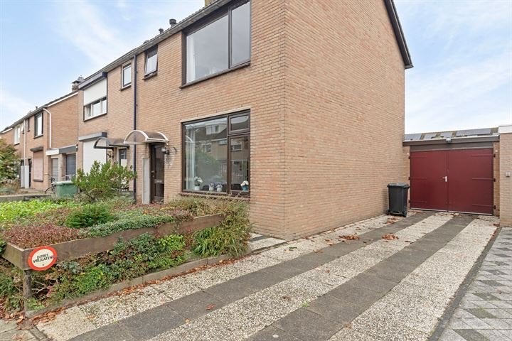 Gratis af te halen: +/- 30 m2 tegels, Ophalen, Gebruikt, 10 m² of meer, Beton