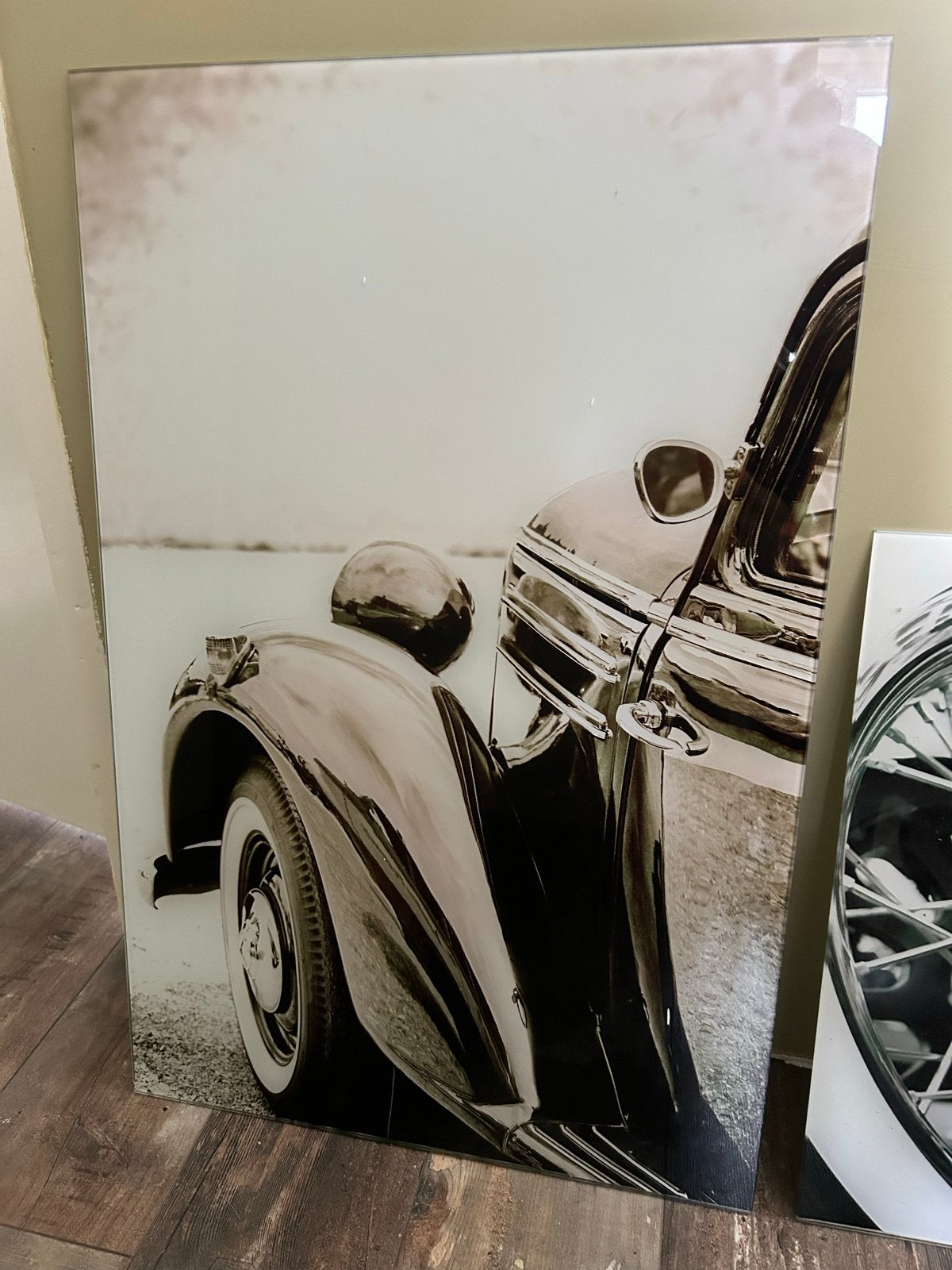 Set van 2: Klassieke Auto en Motorfiets op Glas, Ophalen of Verzenden, Zo goed als nieuw, 50 tot 75 cm, Print