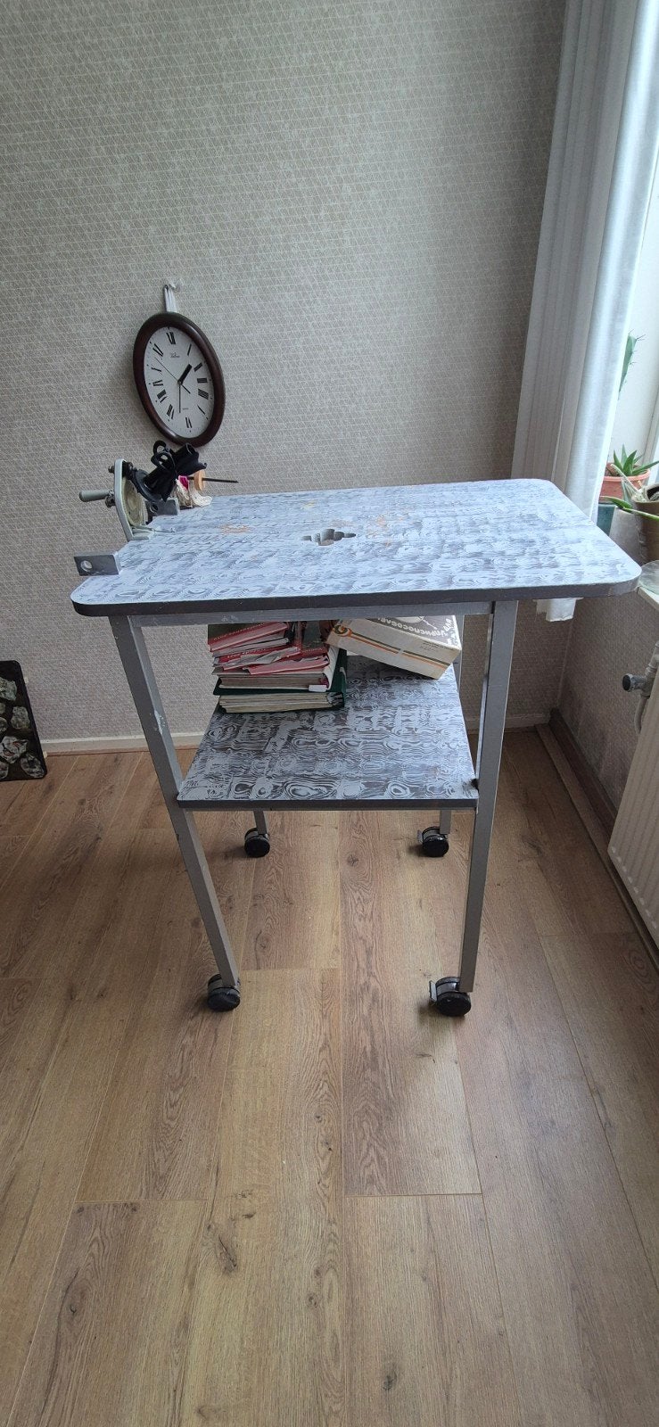 Handige werktafel,V&D, Ophalen, Hout, Gebruikt, Grijs